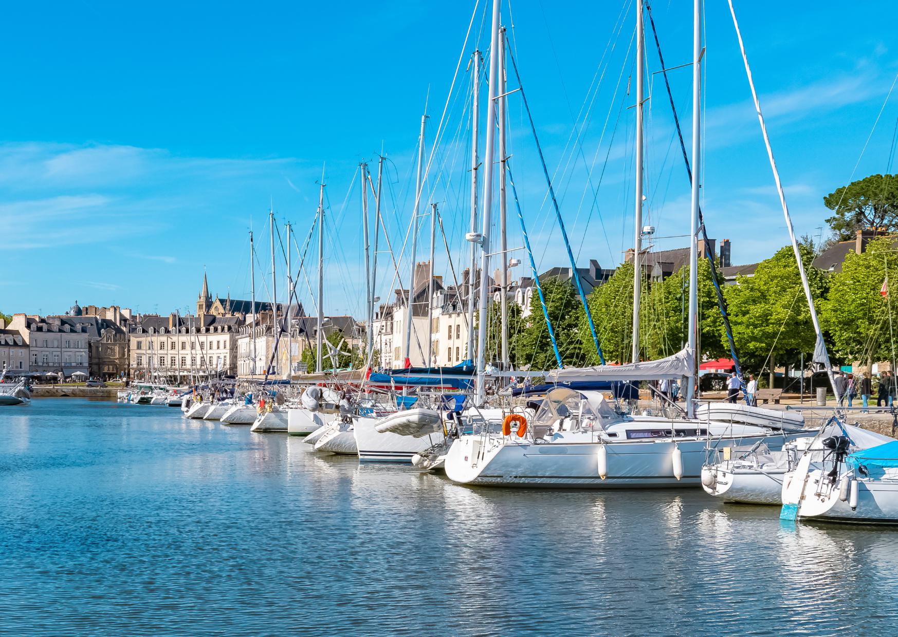 Articler discover Vannes sea city art and land